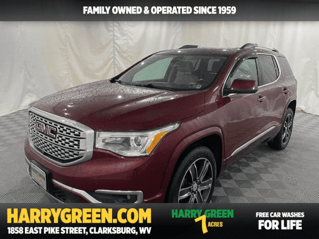 2017 GMC Acadia Denali's photo