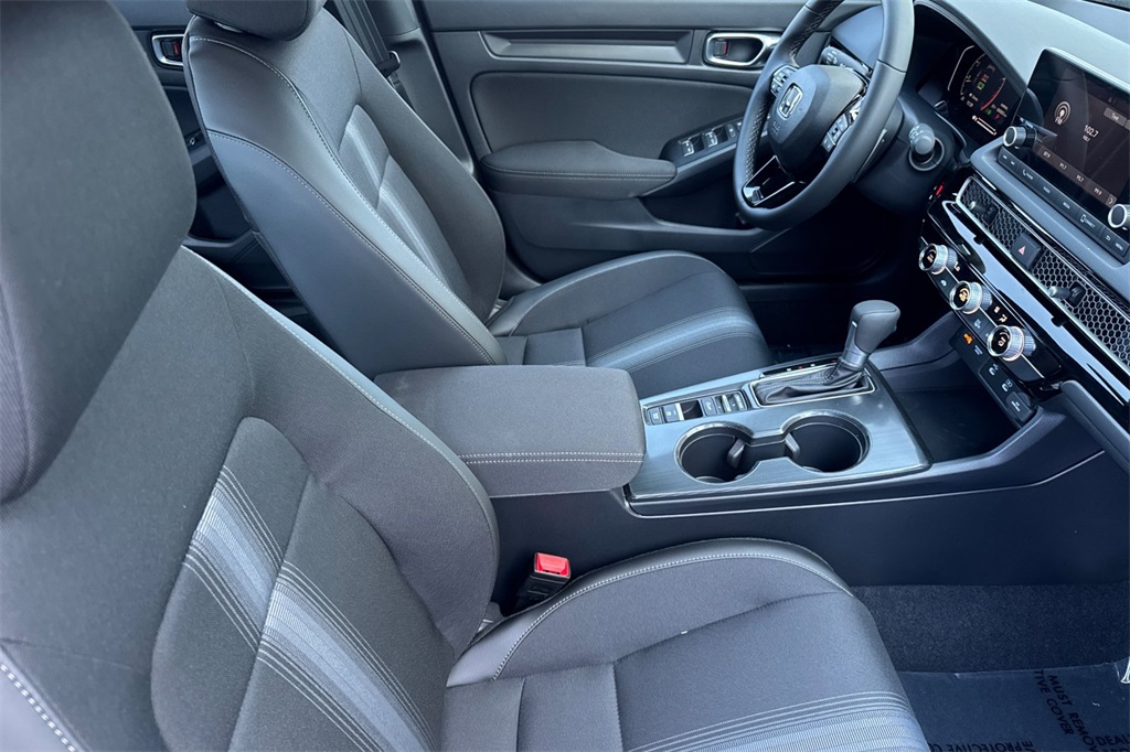 2026 Honda Civic Hatchback Sport photo 15