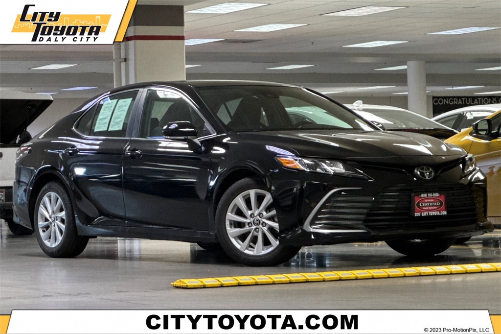 2023 Toyota Camry LE