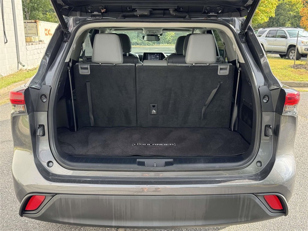 2021 Toyota Highlander Hybrid XLE photo 14