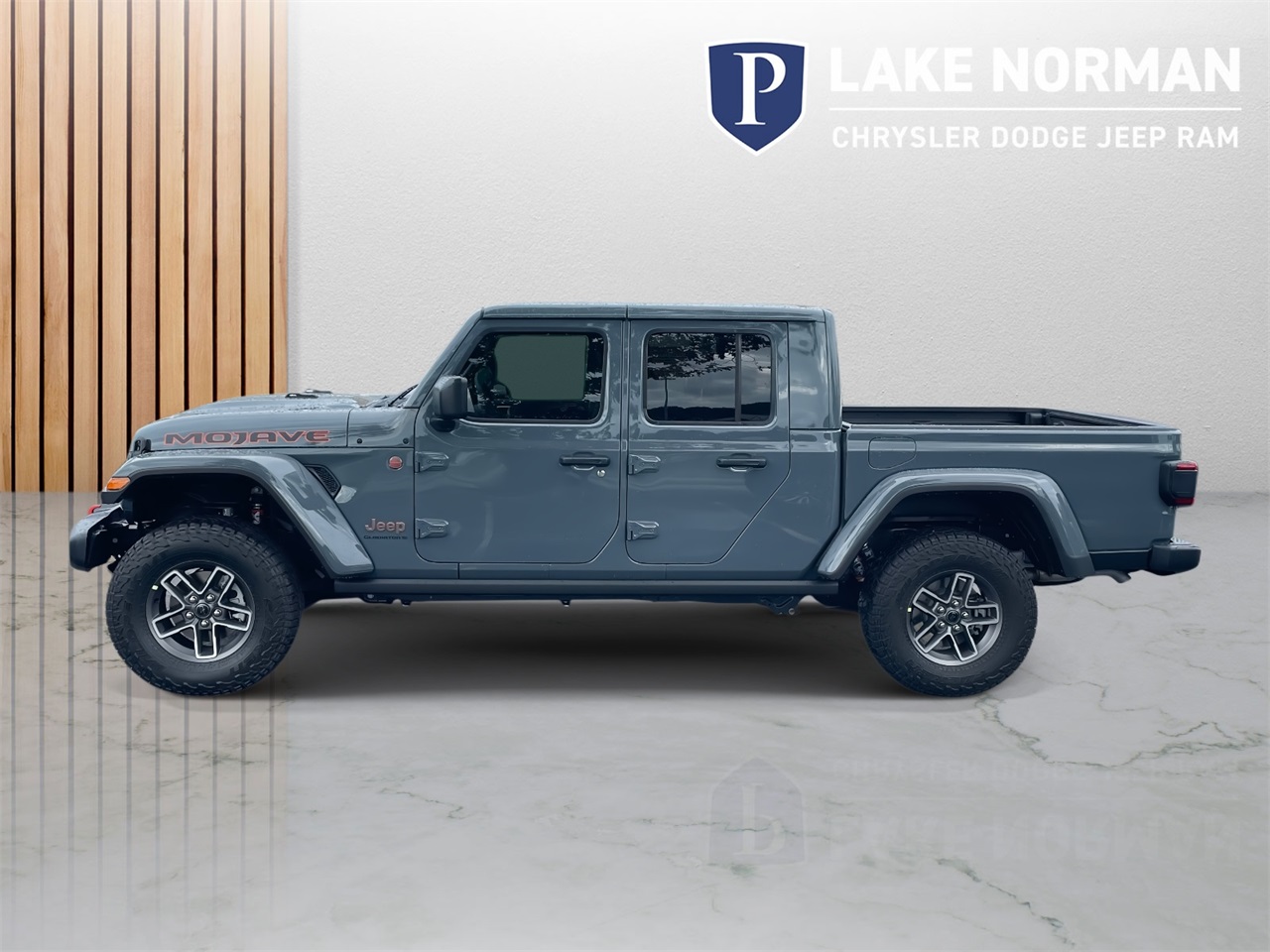 2025 Jeep Gladiator Mojave photo 4