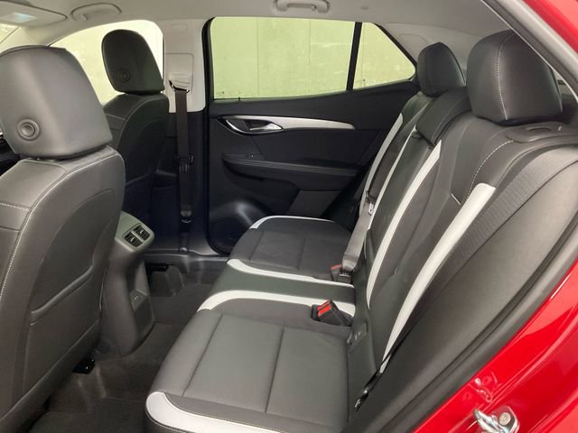 2025 Buick Envision Sport Touring photo 10