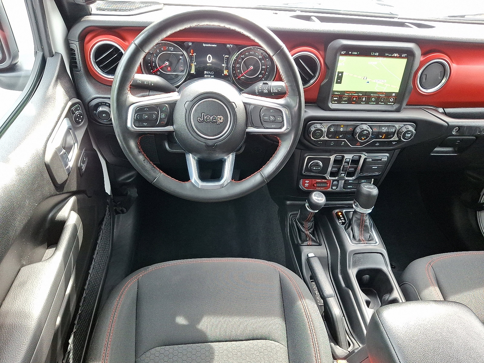 2022 Jeep Wrangler Unlimited Rubicon photo 12