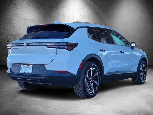 2026 Chevrolet Equinox EV 1LT photo 3