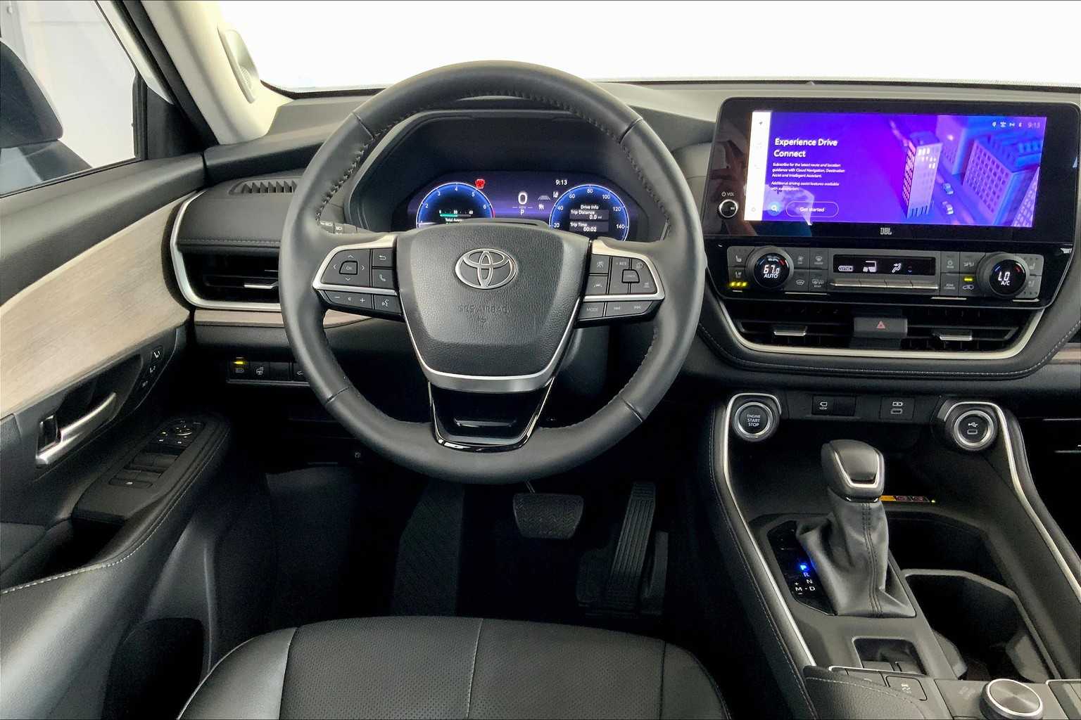 2024 Toyota Grand Highlander Platinum photo 5