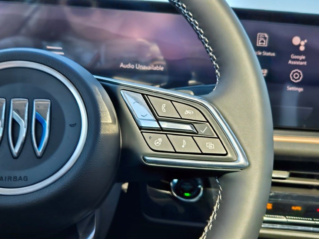 2025 Buick Envision Sport Touring photo 29