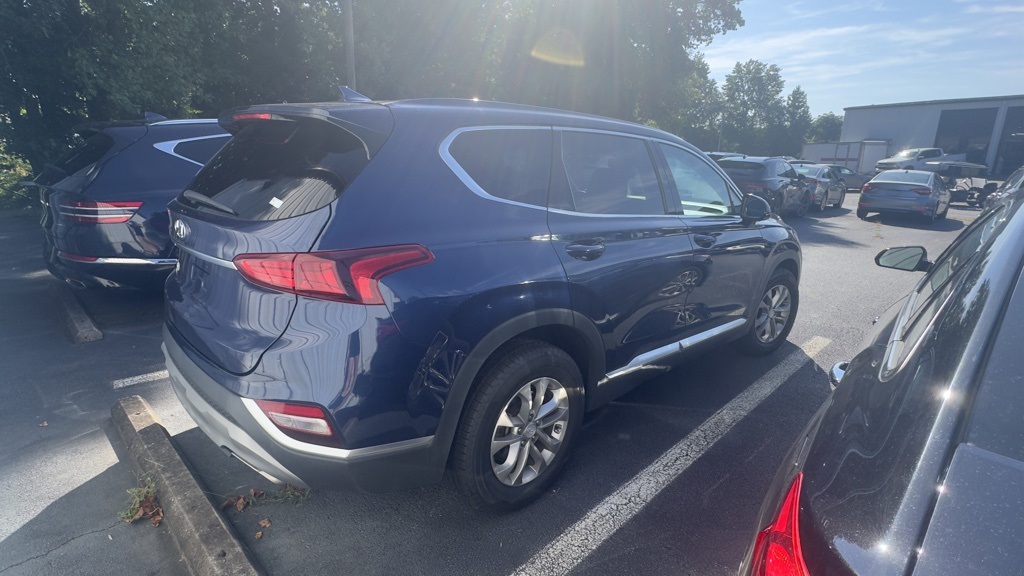 2020 Hyundai Santa Fe SEL photo 3