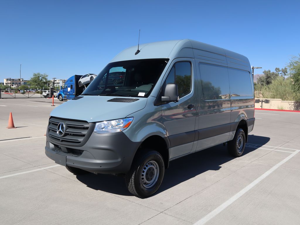 2025 Mercedes-Benz Sprinter Cargo Van Base's photo