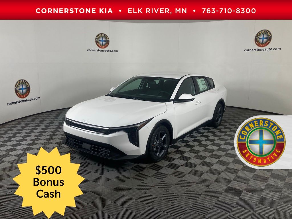 2025 Kia K4 LXS's photo