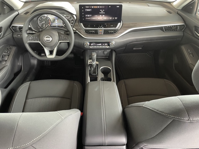 2025 Nissan Altima SV Special Edition photo 13