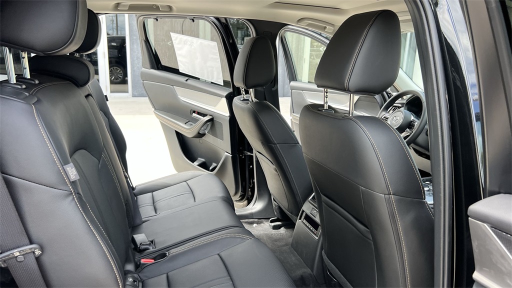 2025 Mazda CX-90 3.3 Turbo Preferred photo 33
