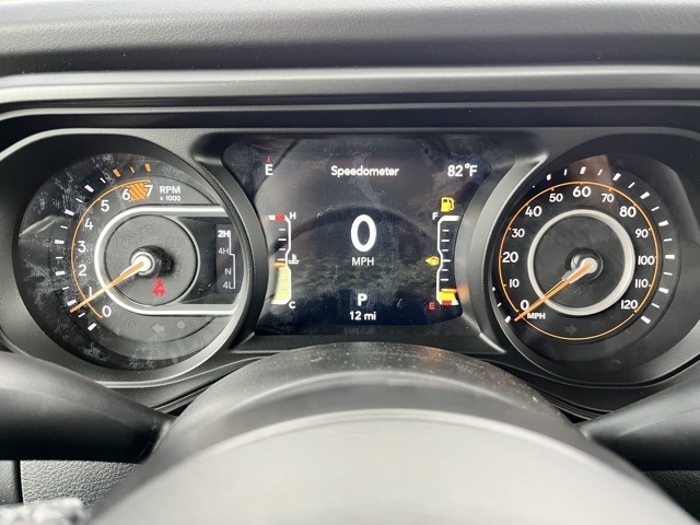2025 Jeep Wrangler Rubicon photo 11