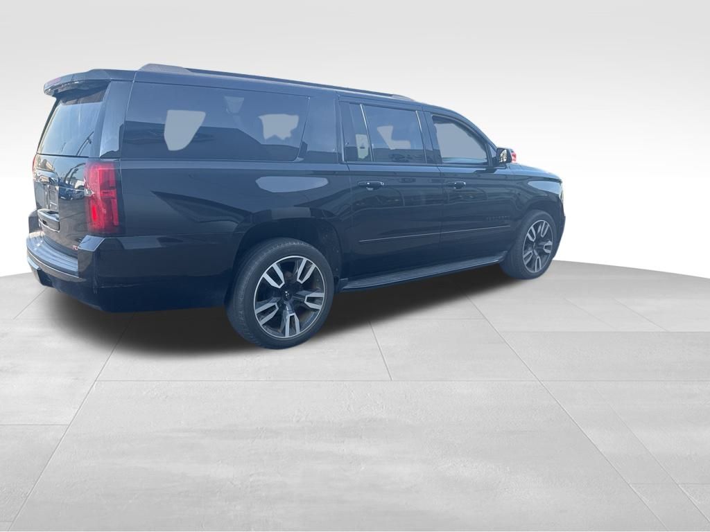 2020 Chevrolet Suburban Premier photo 2
