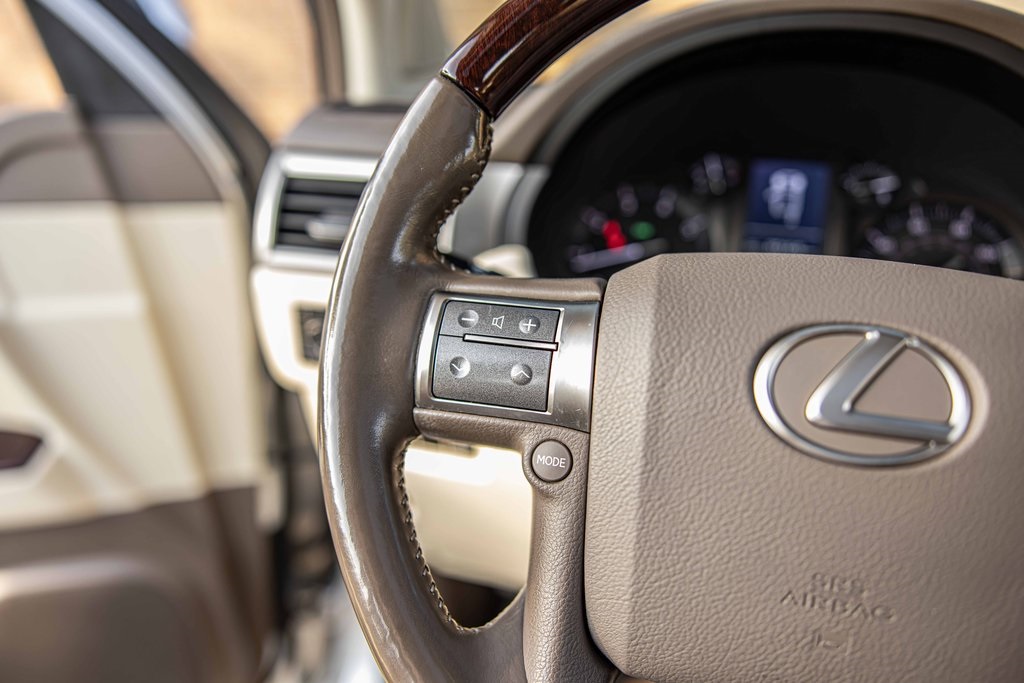 2017 LEXUS GX - Image 25