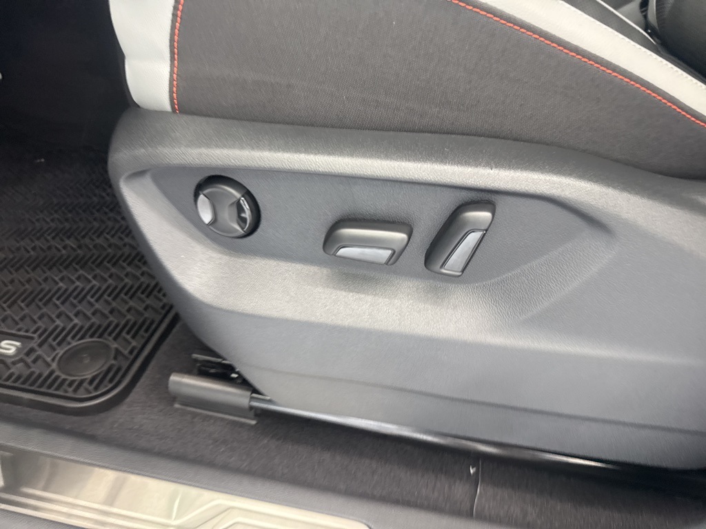 2026 Volkswagen Atlas Peak Edition SE photo 11
