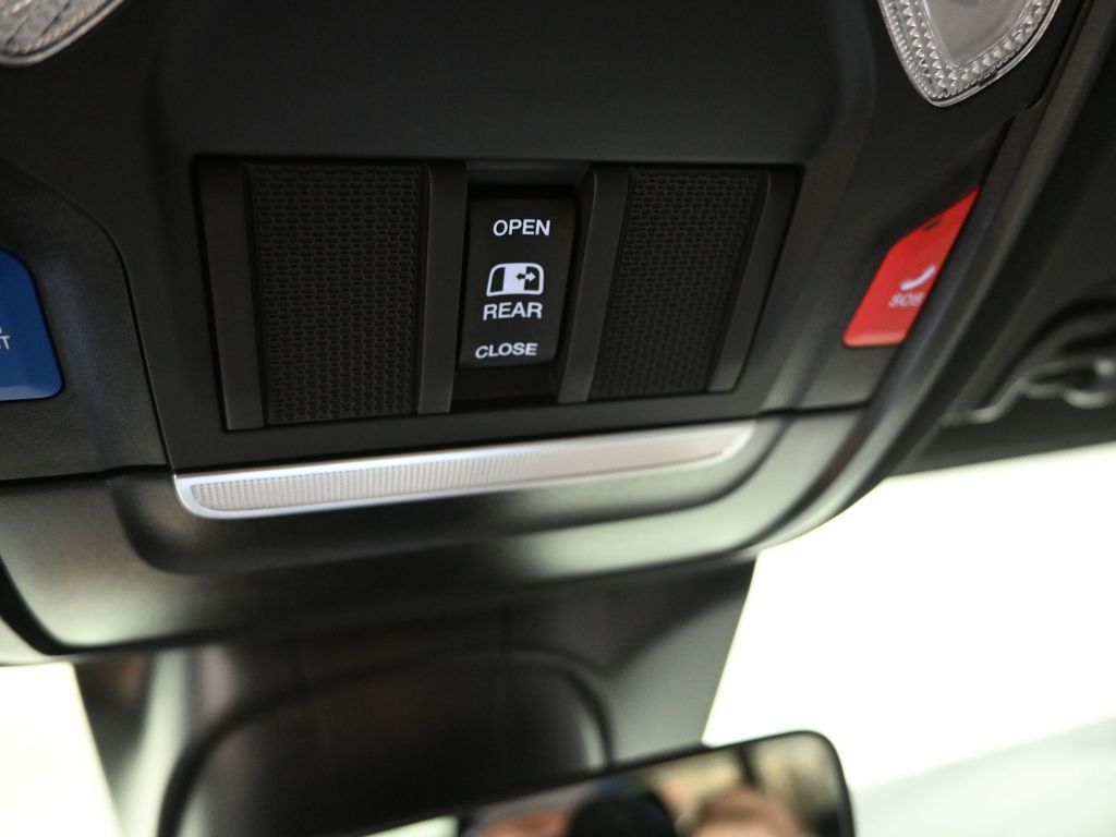 2026 Ram 2500 Tradesman photo 17