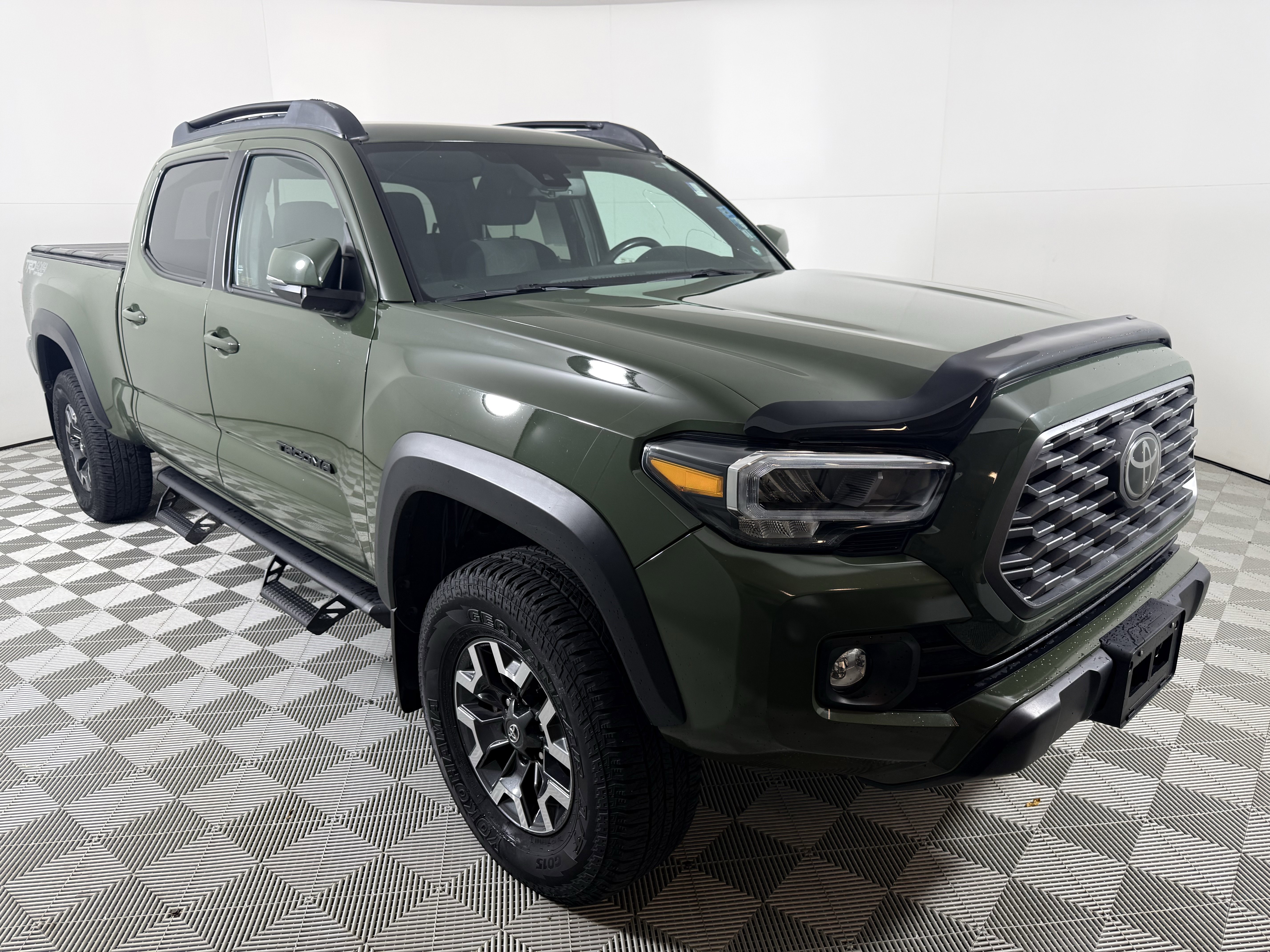 2021 Toyota Tacoma TRD Off Road's photo