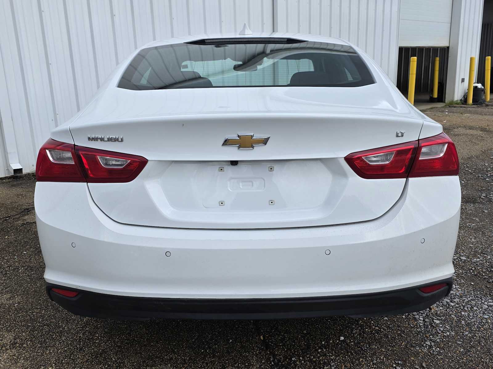 2024 Chevrolet Malibu 1LT photo 3