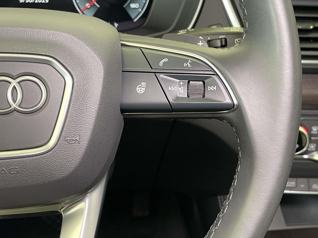 2025 Audi Q5 45 S line Premium Plus photo 38