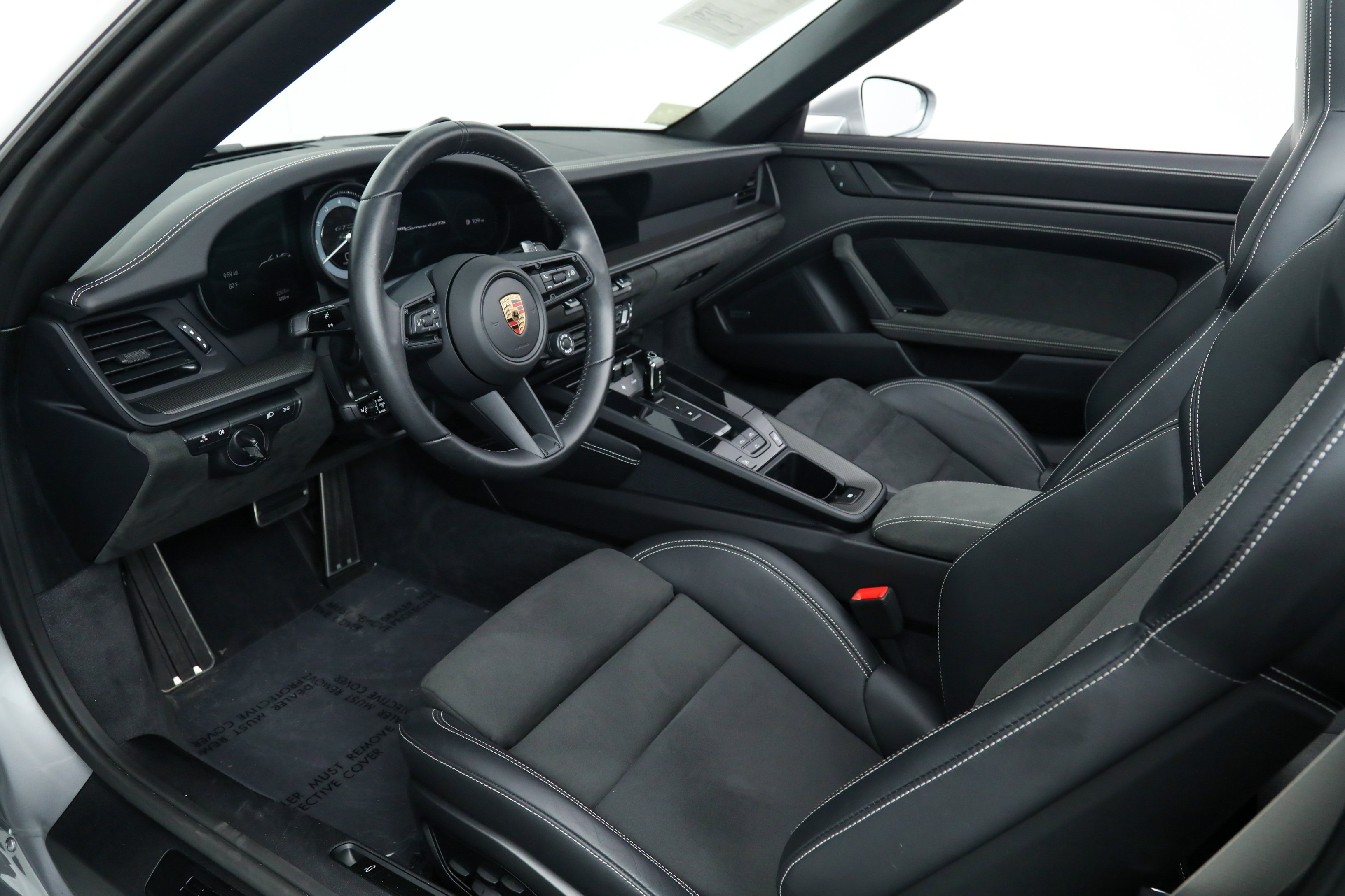 2024 Porsche 911 4 GTS Cabriolet photo 24