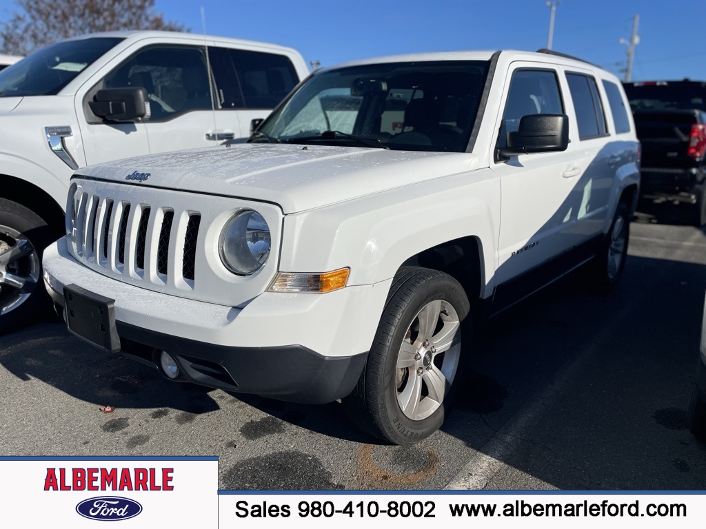 2016 Jeep Patriot Latitude's photo