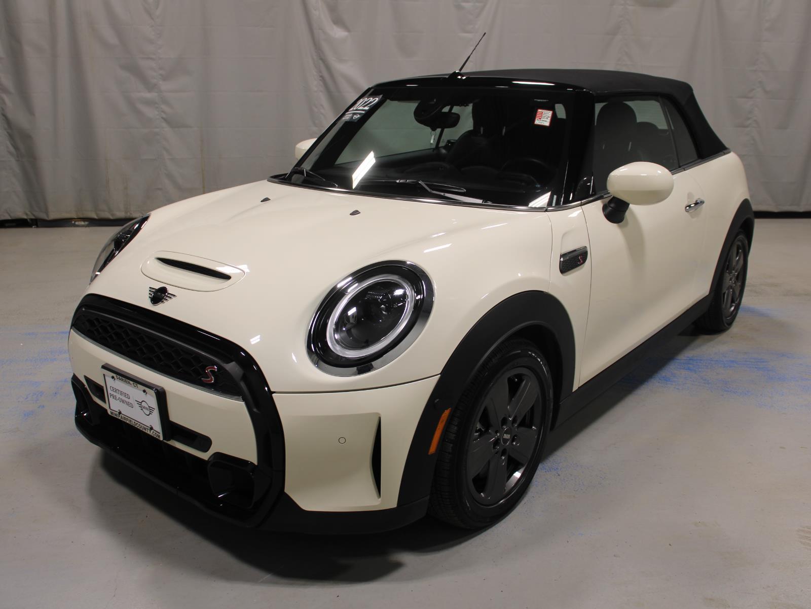 2022 Mini Cooper Convertible Signature photo 2