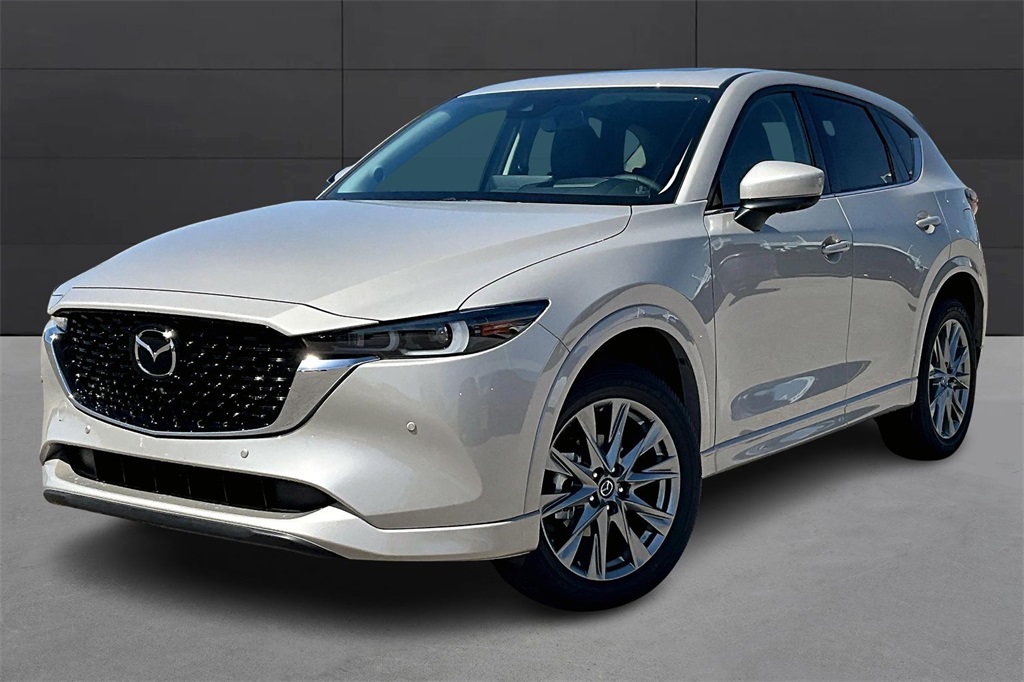 2025 Mazda CX-5 S Premium Plus package's photo