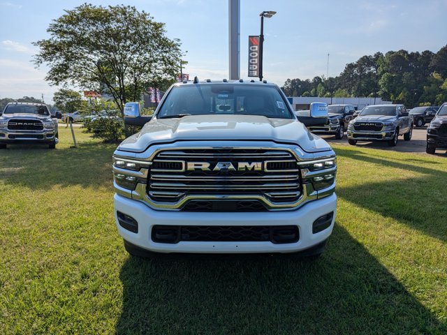 2025 Ram 3500 Laramie photo 9
