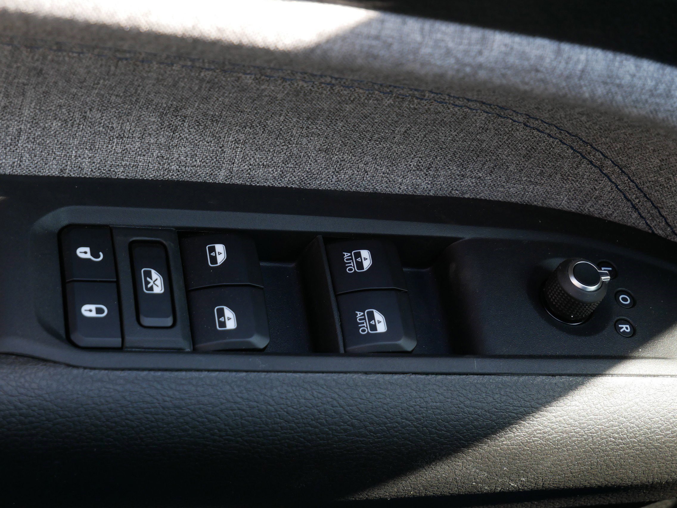 2025 Jeep Compass Latitude photo 13