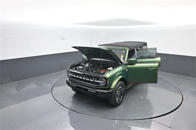 2022 Ford Bronco Outer Banks photo 29