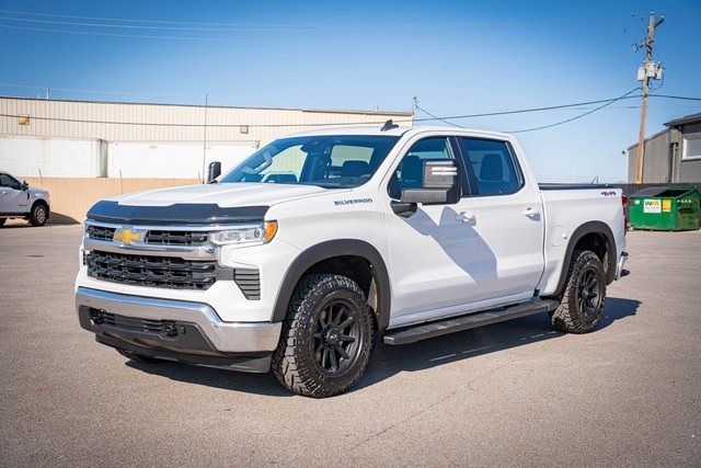 2022 Chevrolet Silverado 1500 LT photo 14