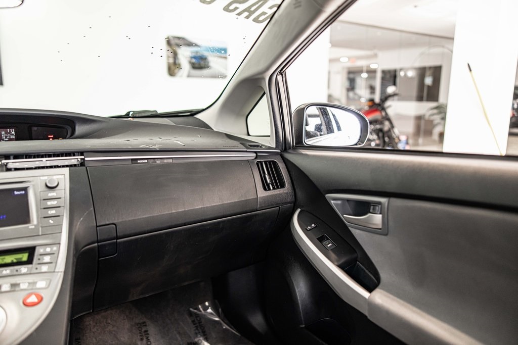 2015 TOYOTA PRIUS - Image 34