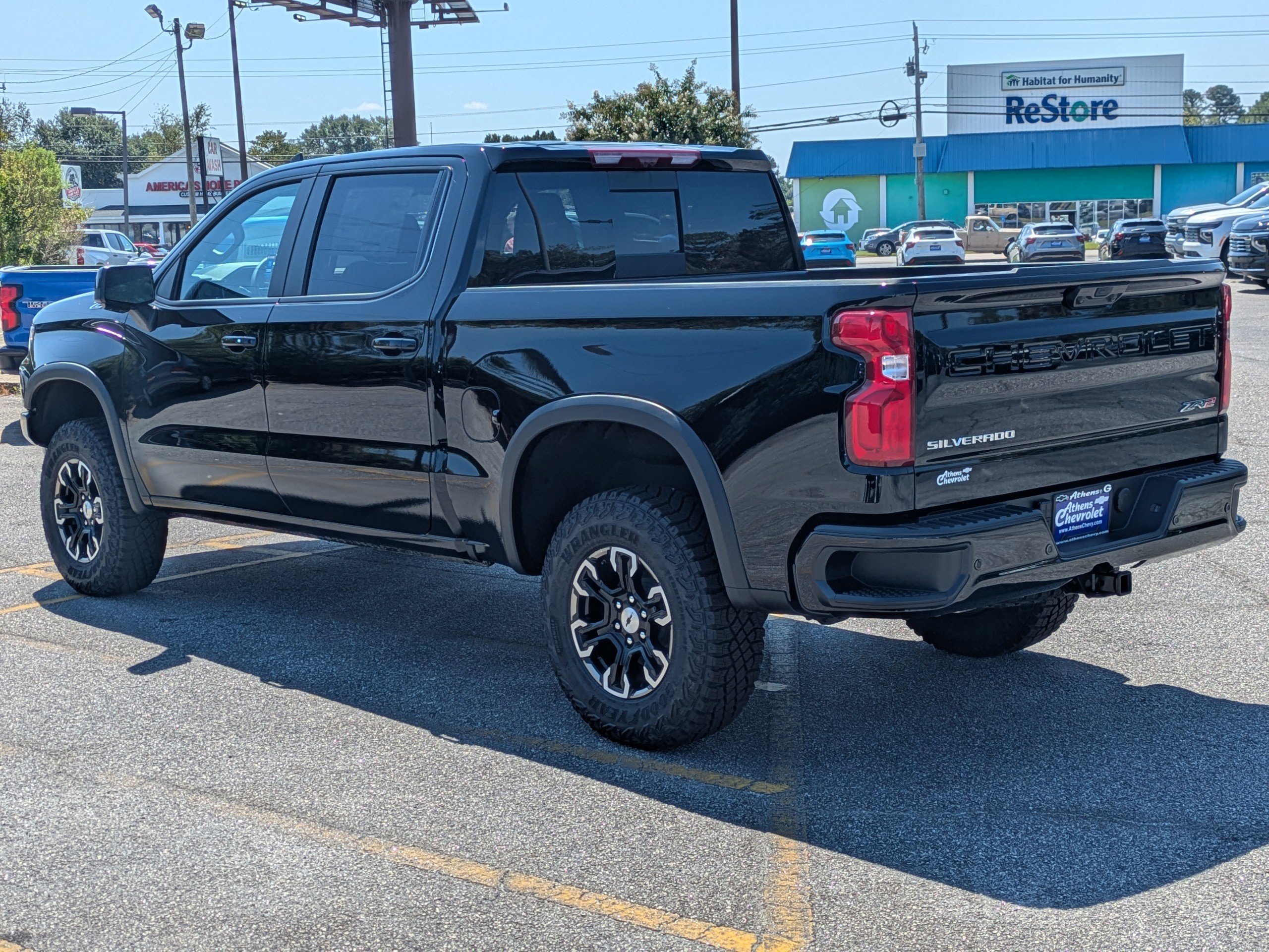 2025 Chevrolet Silverado 1500 ZR2 photo 5