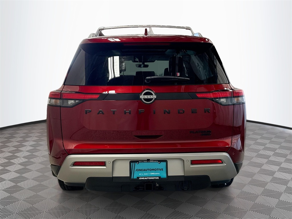 2025 Nissan Pathfinder Platinum photo 11