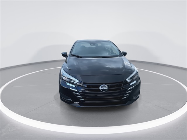 2025 Nissan Versa 1.6 SV photo 3