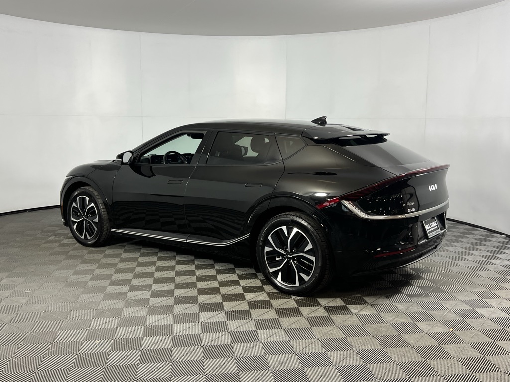 2022 Kia EV6 Light Wind GT-Line photo 2