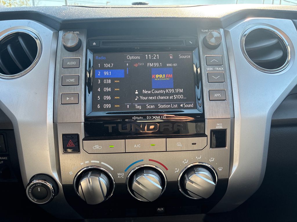 2018 Toyota Tundra SR5 photo 11