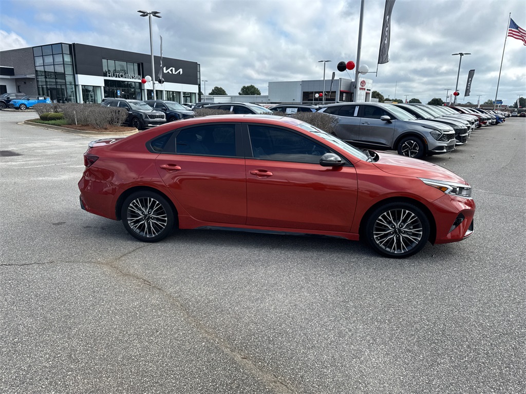 2023 Kia Forte GT-Line photo 2