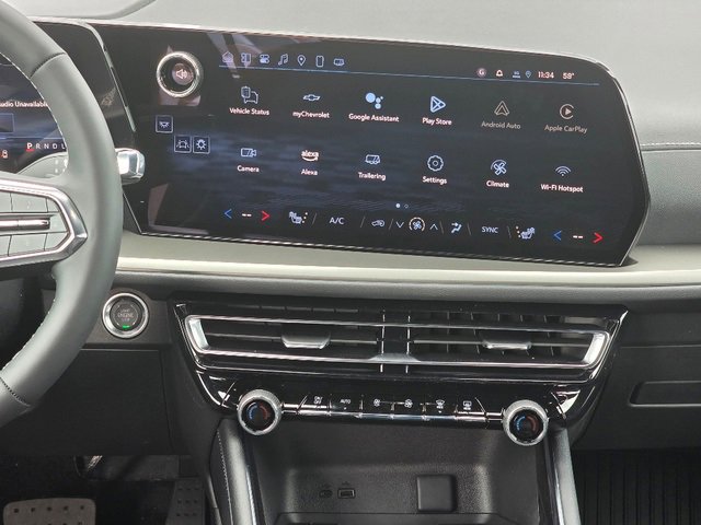 2025 Chevrolet Traverse photo 2