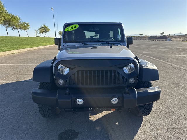 2016 Jeep Wrangler Unlimited Sport photo 2