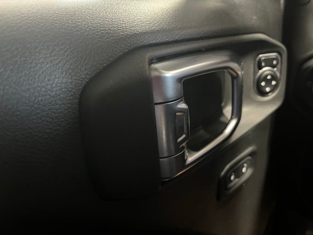 2023 Jeep Gladiator Sport photo 11