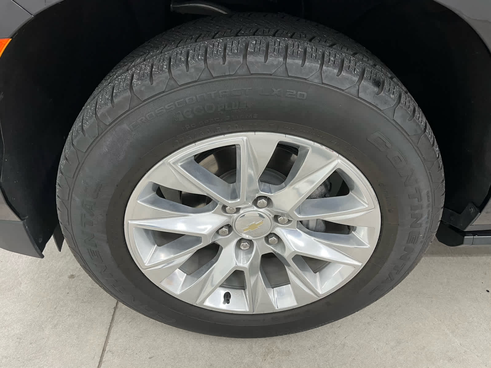 2023 Chevrolet Tahoe Premier photo 3