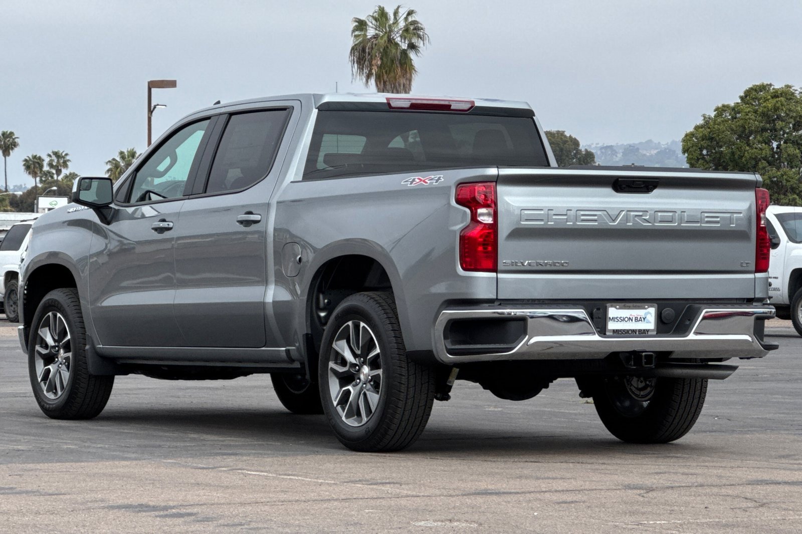 2025 Chevrolet Silverado 1500 photo 6