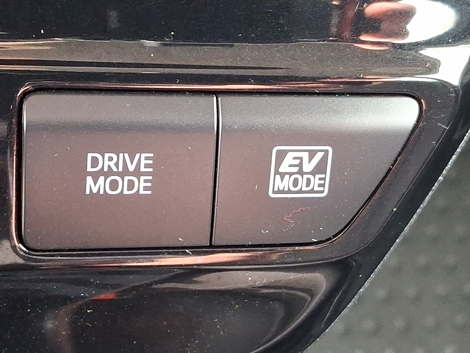 2022 Toyota Prius L Eco photo 23