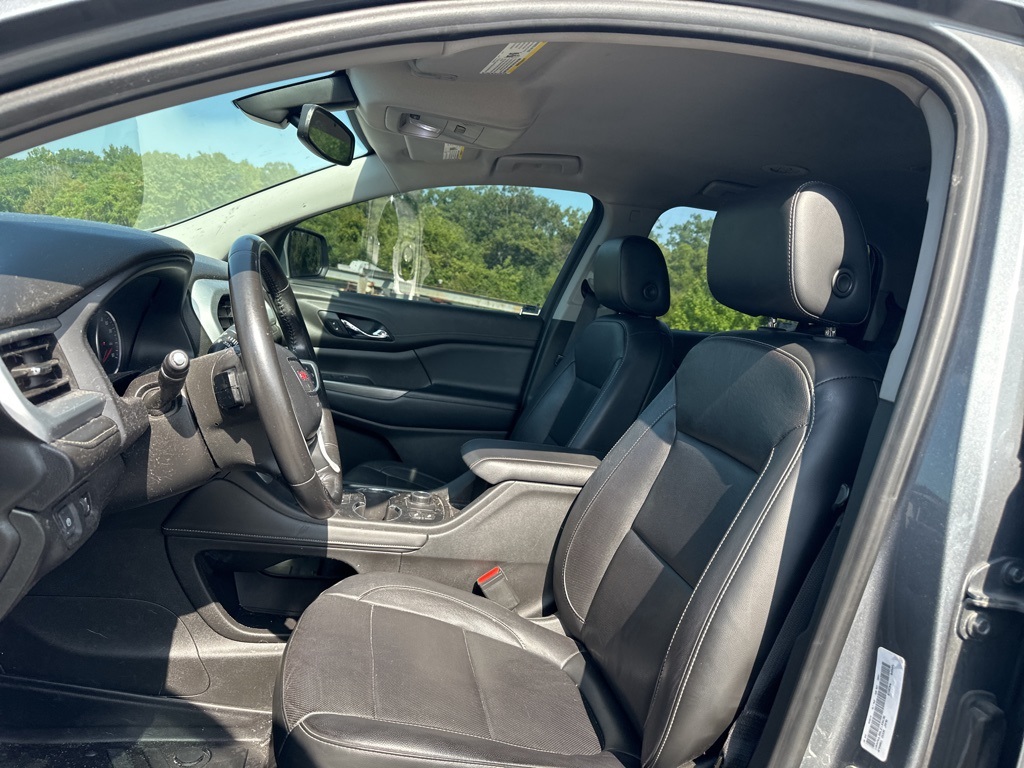 2020 Gmc Acadia SLT photo 4
