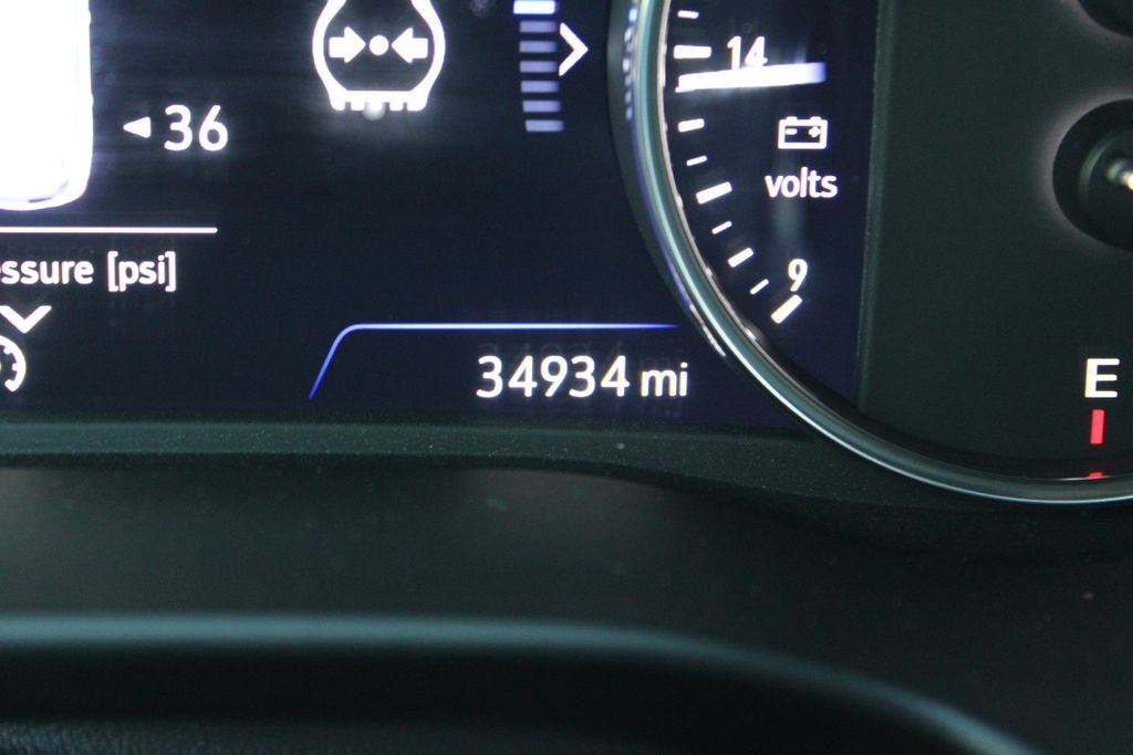 2024 Buick Enclave Premium photo 13
