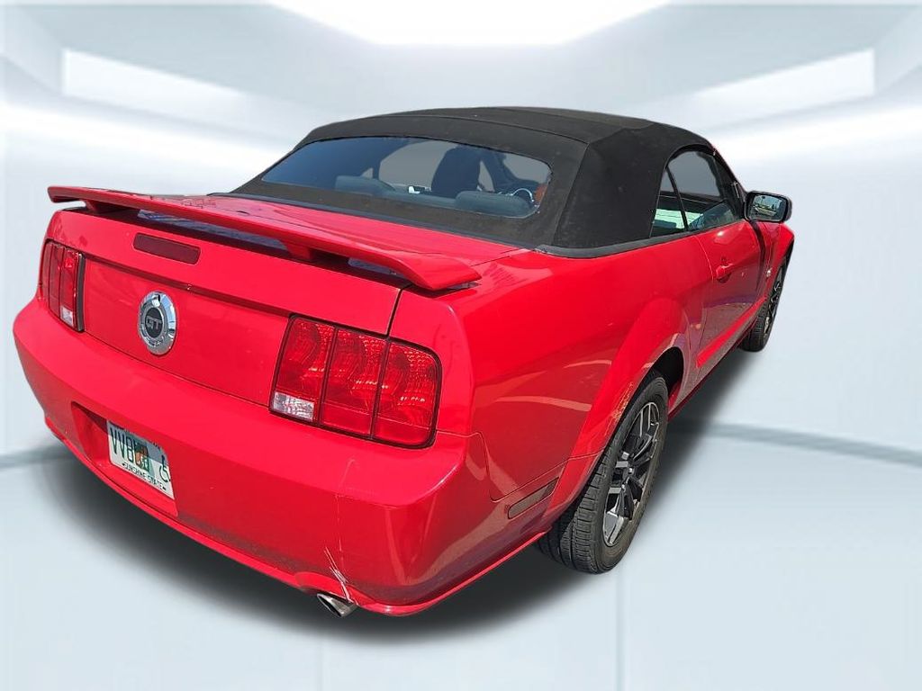 2007 Ford Mustang GT Deluxe photo 5