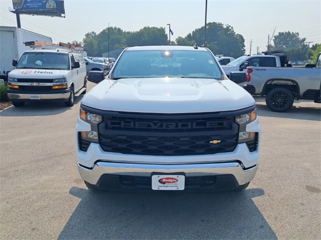 2025 Chevrolet Silverado 1500 photo 2