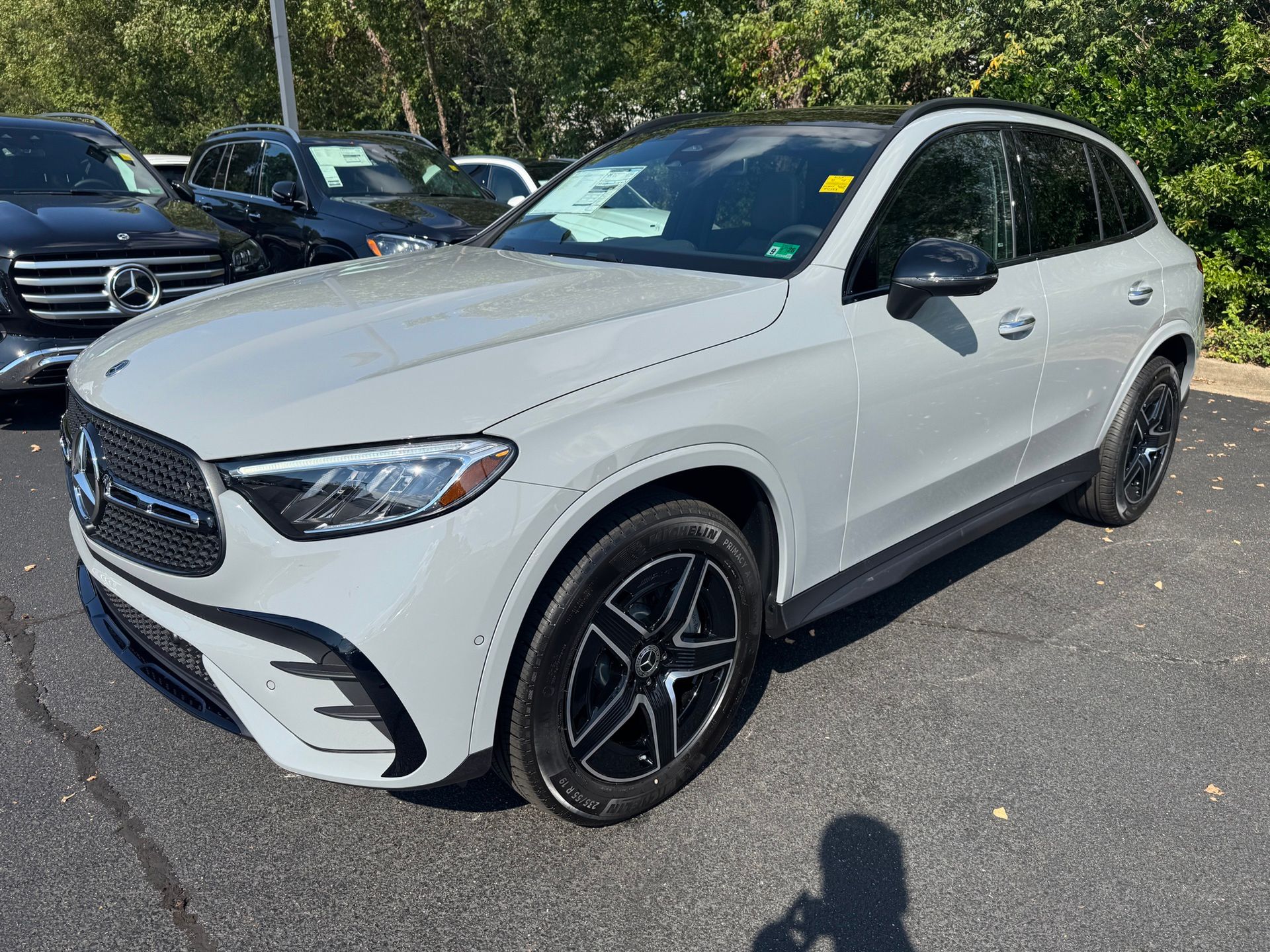 2026 Mercedes Benz GLC 300 4MATIC photo 2