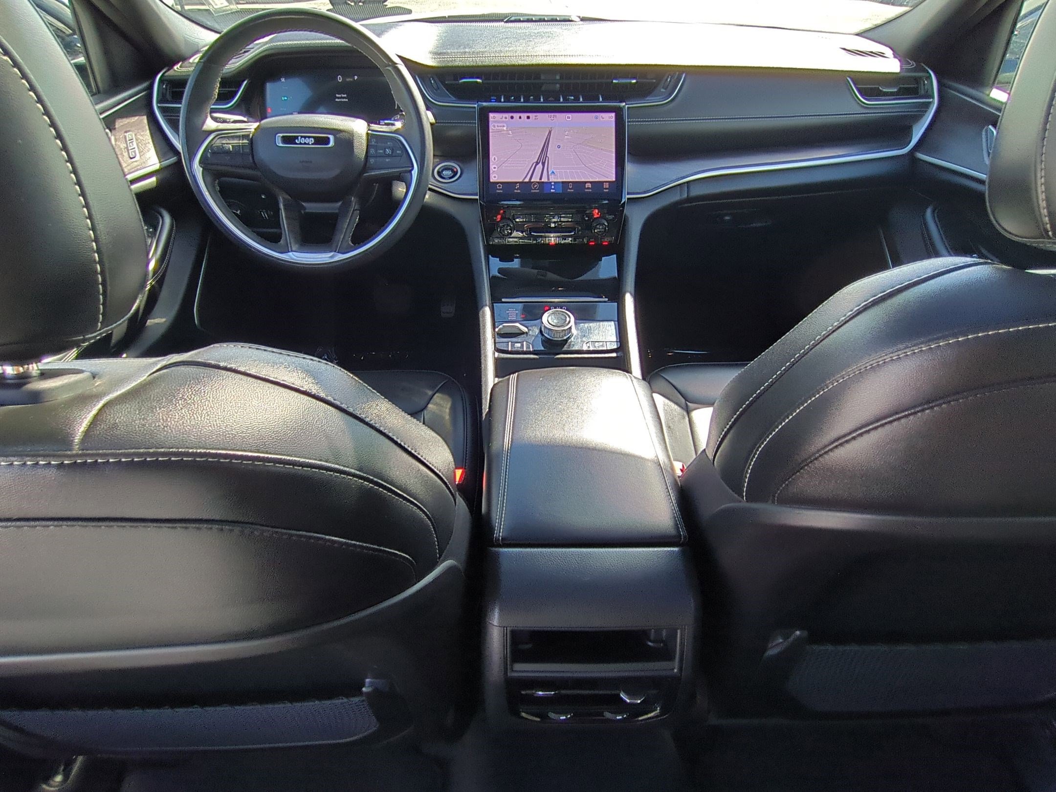 2024 Jeep Cherokee Limited 4xe photo 25